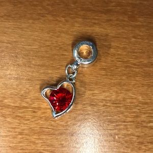 Red heart dangle charm ♥️